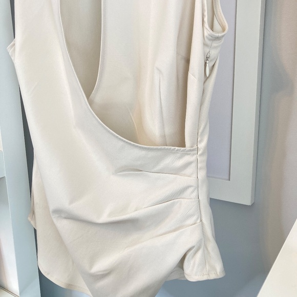 💛 EXPRESS ULTIMATE TOP NWOT - Picture 5 of 10